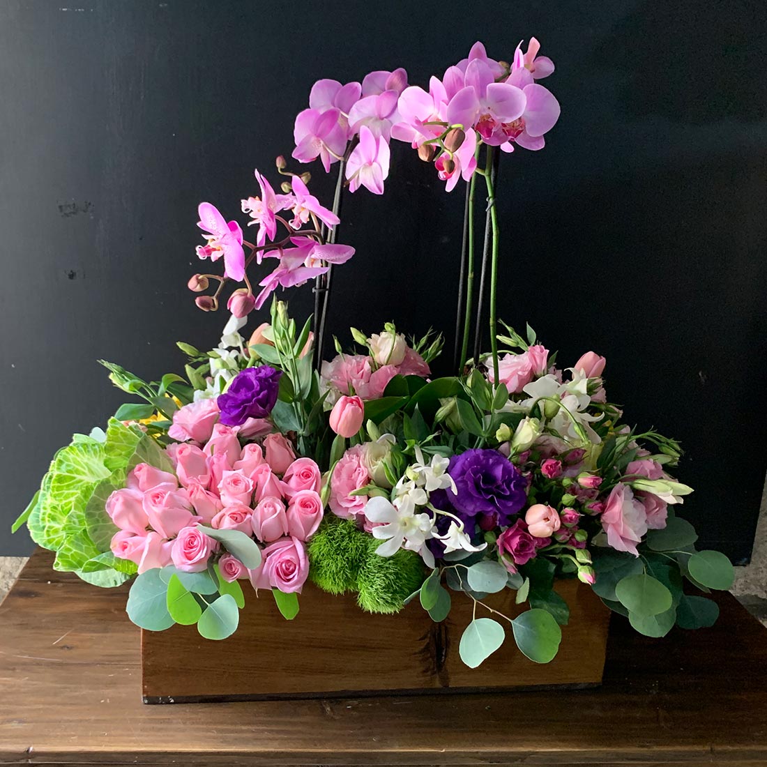 Diseños grandes con plantas de orquidea y flores finas